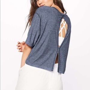 lululemon athletica Intended Short Sleeve top heathered blue color Size 6‎
